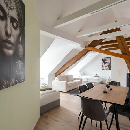 Apartment Spacious 7-person Leoben - Ideal For Workers, Groups & Family