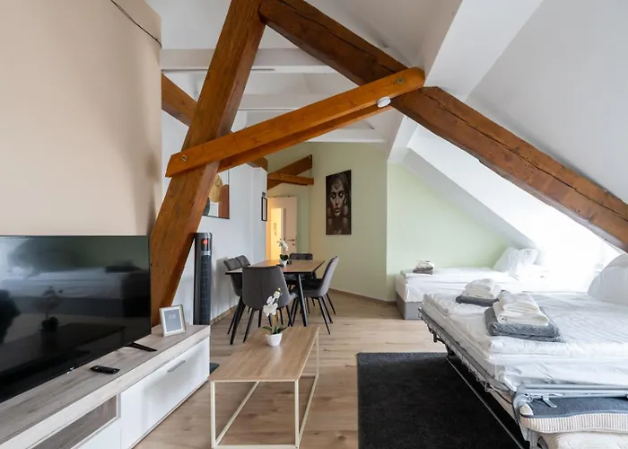 公寓 Spacious 7-person - Ideal For Workers, Groups & Family *